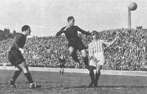 1935_02_25_MUNDO GRAFICO_BARCELONA-BETIS_FOTO TORRENTS
